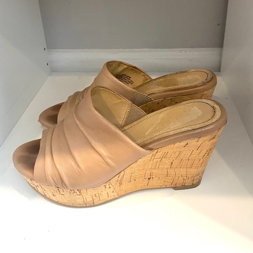 Nine West Tan Beige Nude Open Toe Sandal Wedges 6